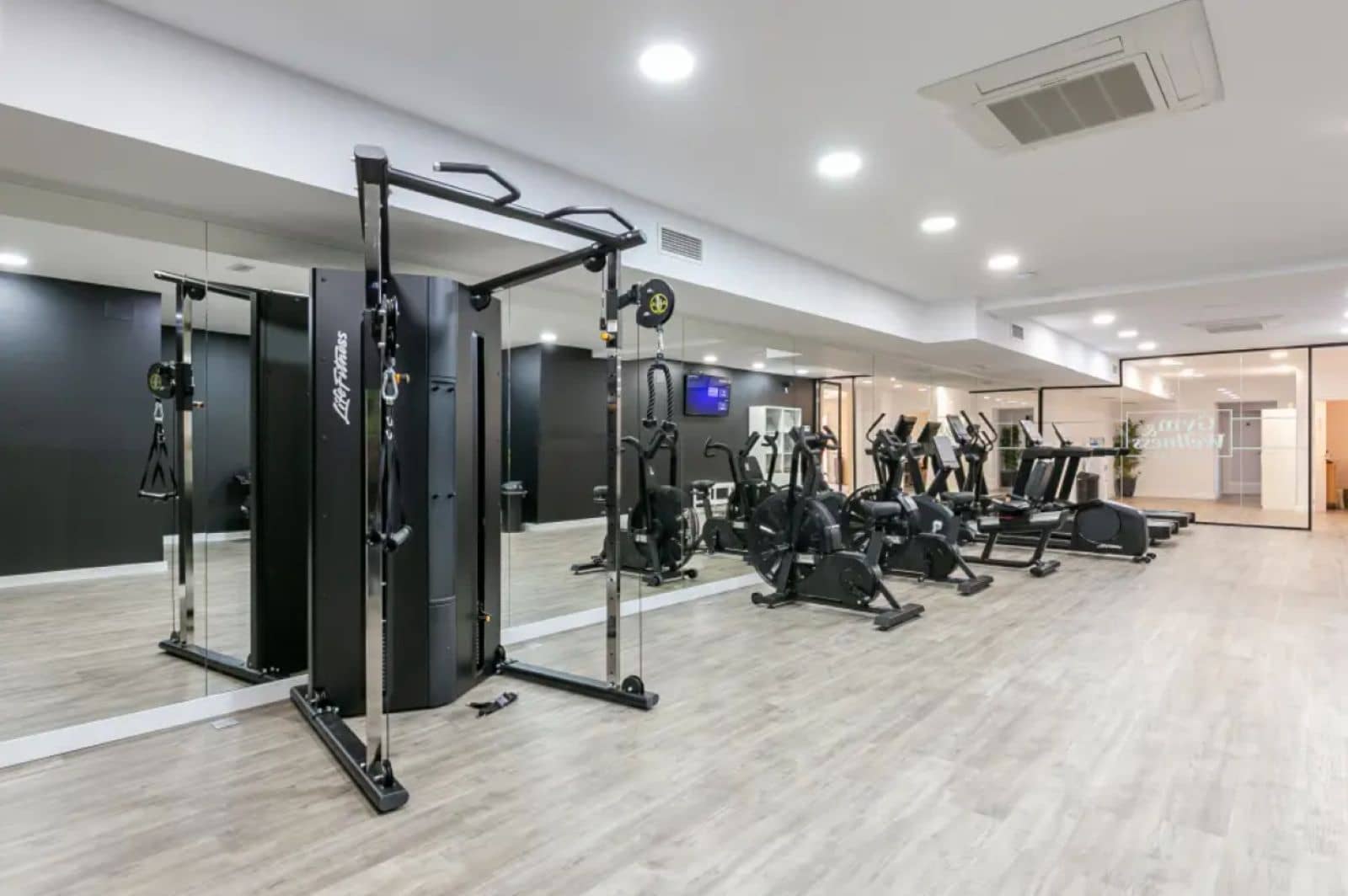 3 bedroom Apartment for sale in El Paraiso - € 485,000 (Ref: 9439992)