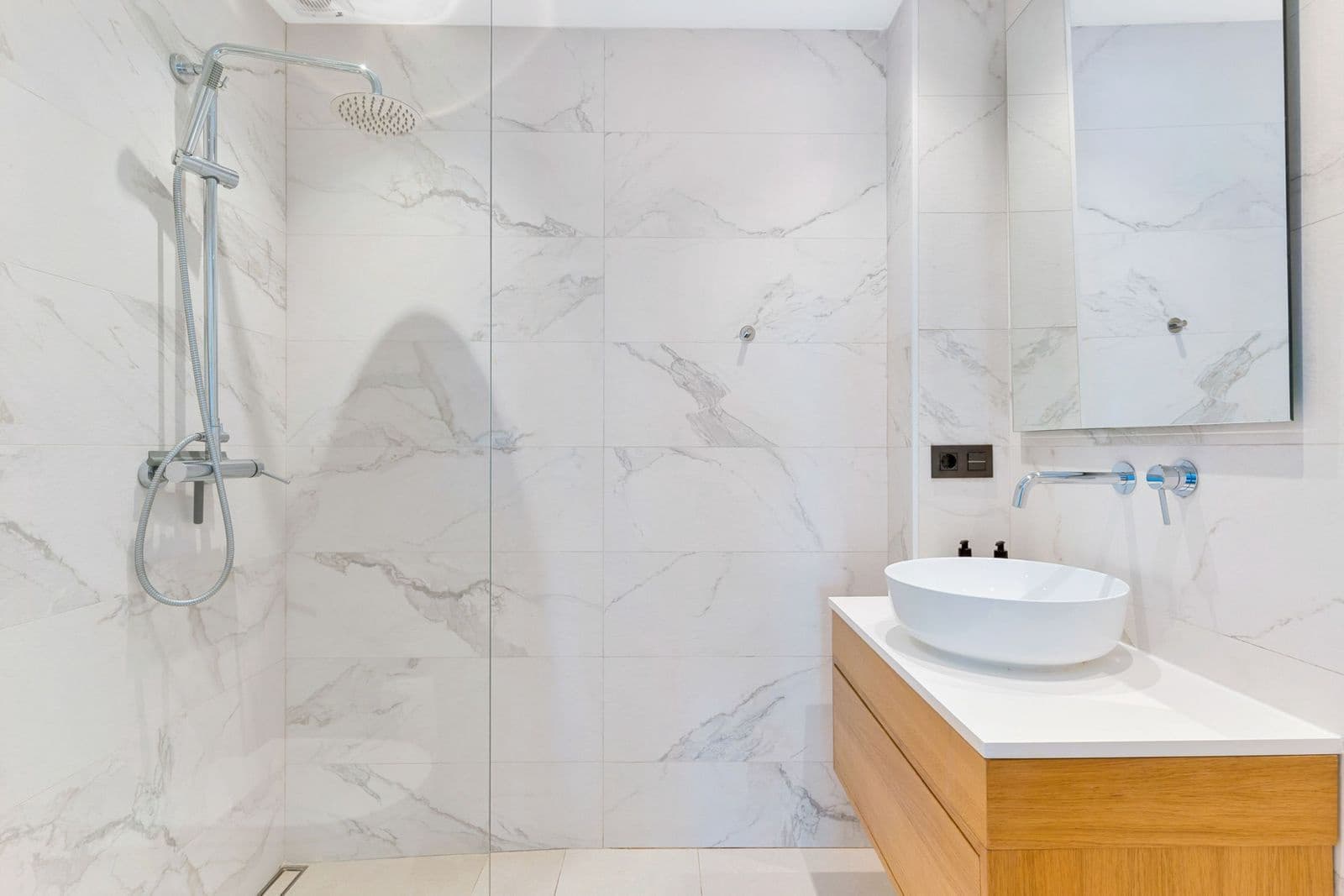 3 bedroom Penthouse for sale in Nueva Andalucia - € 625,000 (Ref: 9439994)