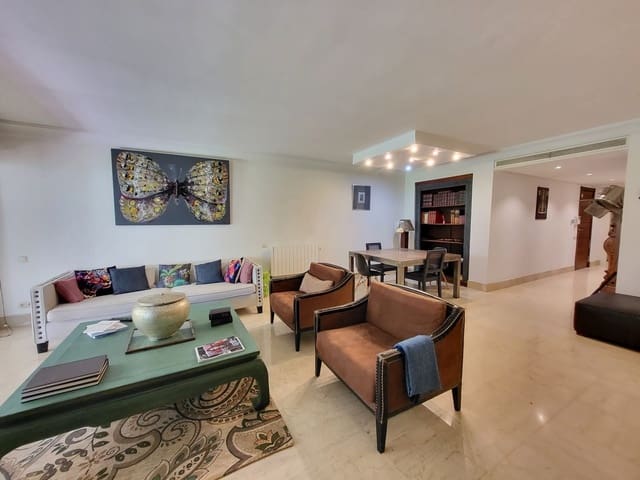 3 chambre Appartement à vendre à Río Real, Marbella - 750 000 € (Ref: 9448774)