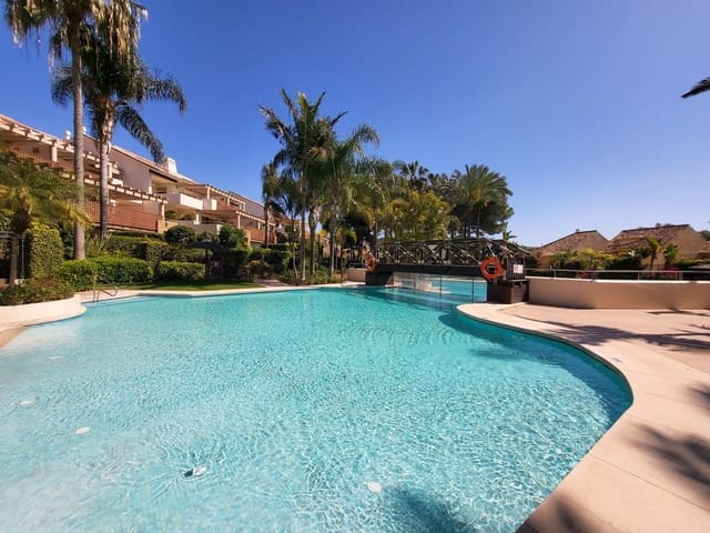 3 chambre Appartement à vendre à Río Real, Marbella - 750 000 € (Ref: 9448774)