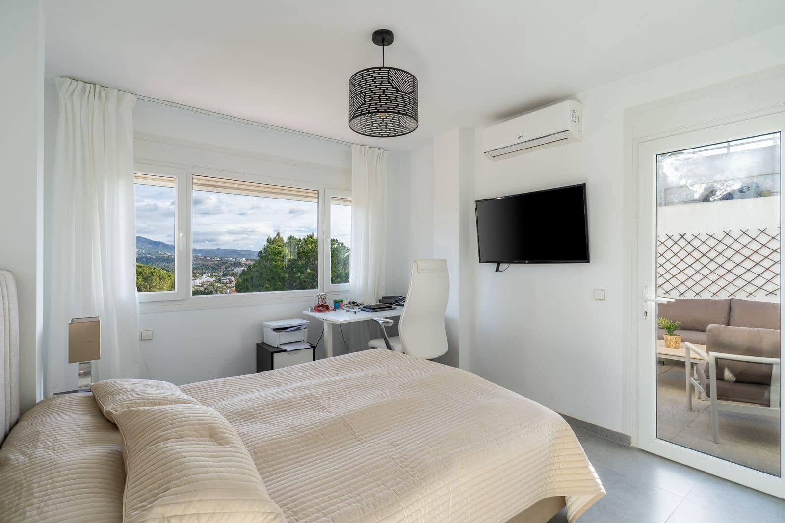 3 makuuhuone Huoneisto myytävänä paikassa Nueva Andalucia - 749 000 € (Ref: 9448775)