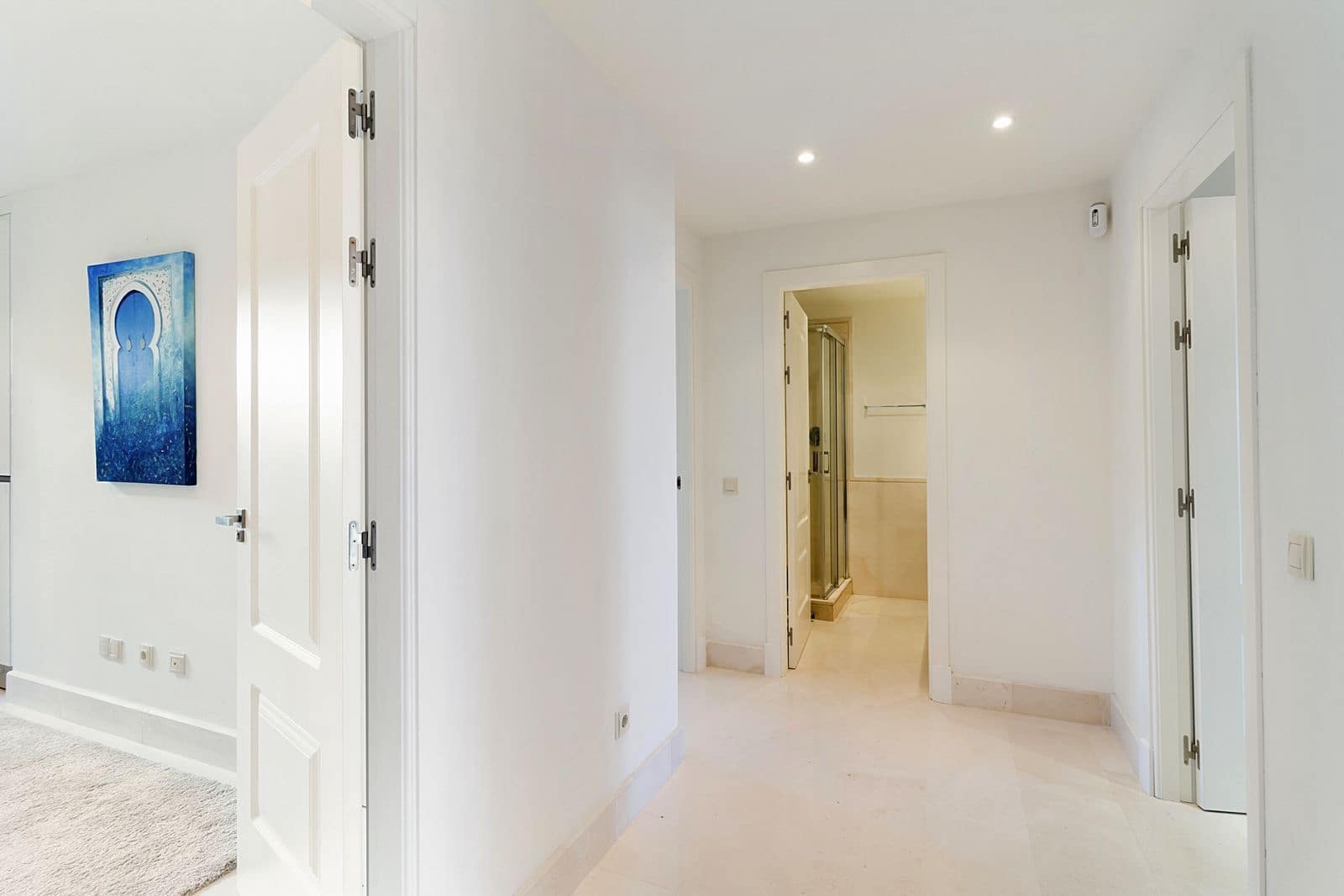 2 soveværelse Lejlighed til salg i Los Flamingos - € 710.000 (Ref: 9448781)