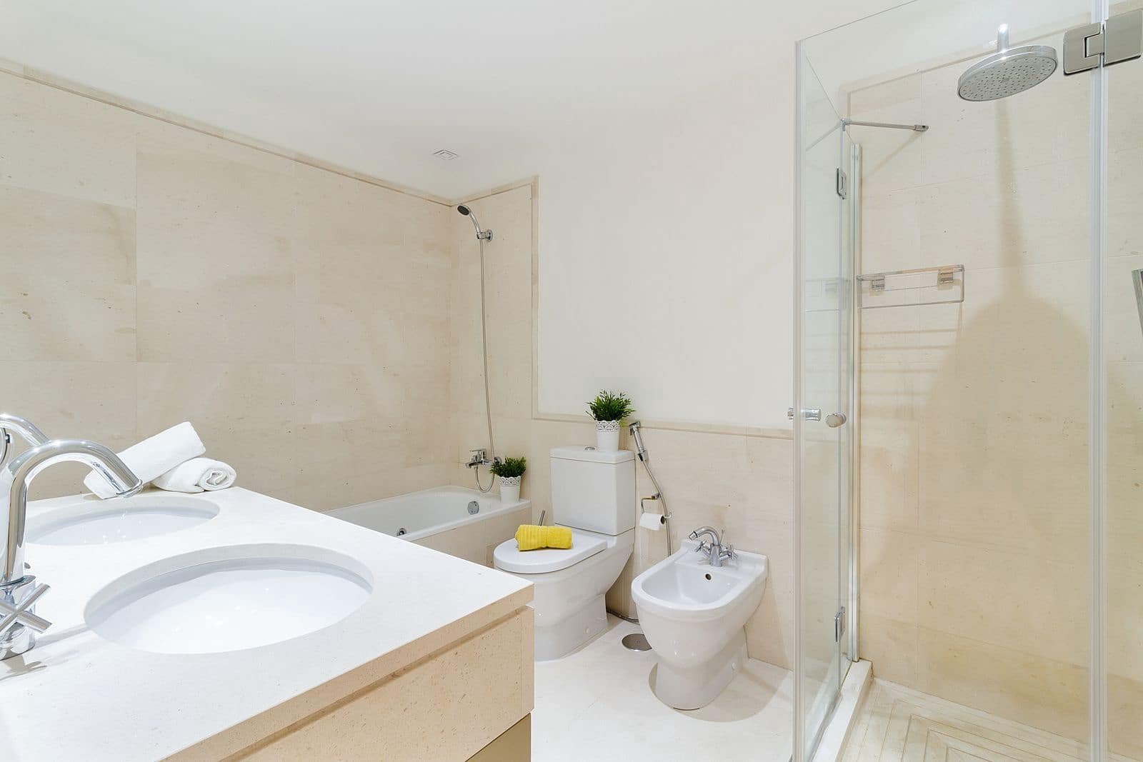 2 soveværelse Lejlighed til salg i Los Flamingos - € 710.000 (Ref: 9448781)