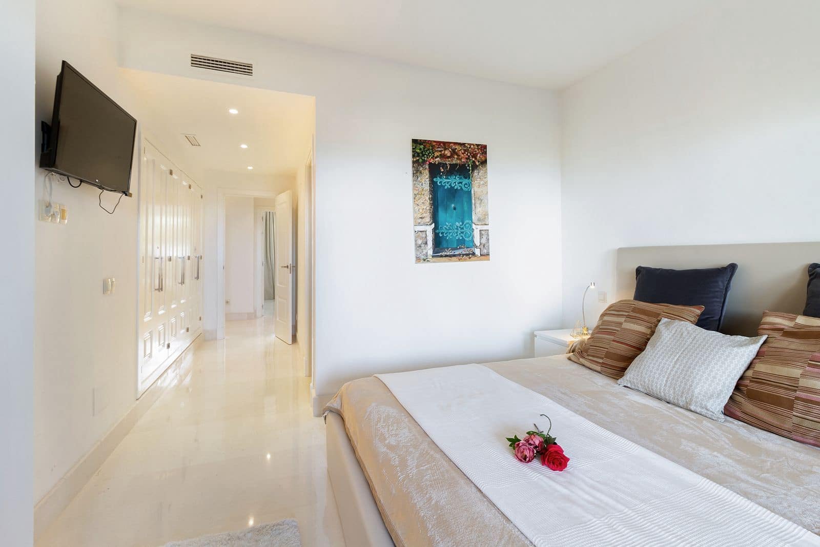 2 soveværelse Lejlighed til salg i Los Flamingos - € 710.000 (Ref: 9448781)