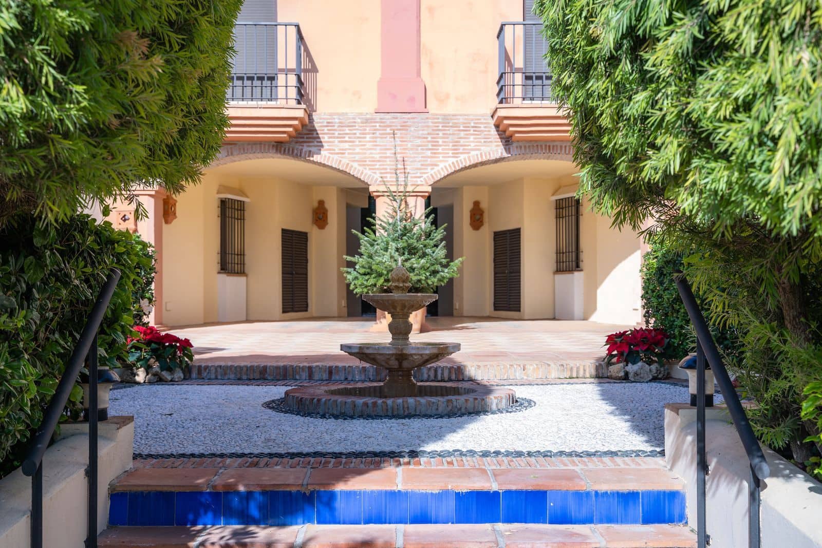 2 bedroom Penthouse for sale in Los Arqueros - € 395,000 (Ref: 9448782)