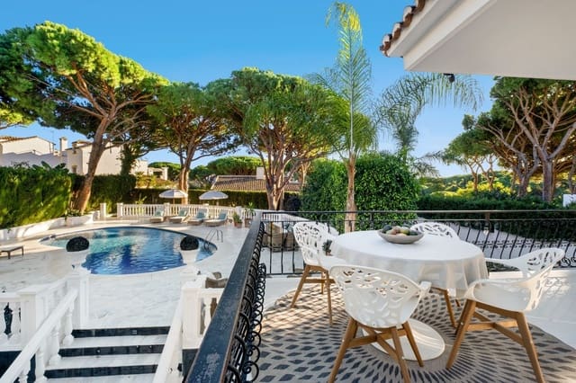 6 soveværelse Villa til salg i Calahonda, Mijas - € 1.200.000 (Ref: 9448788)