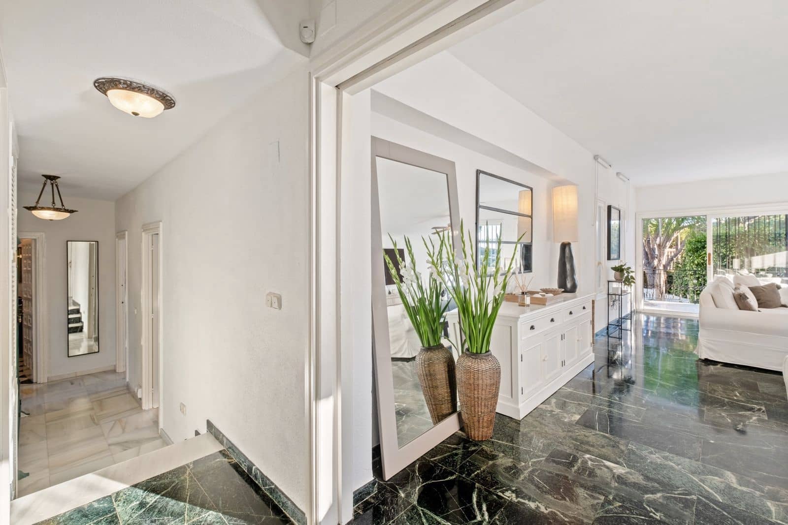 6 soveværelse Villa til salg i Calahonda - € 1.200.000 (Ref: 9448788)