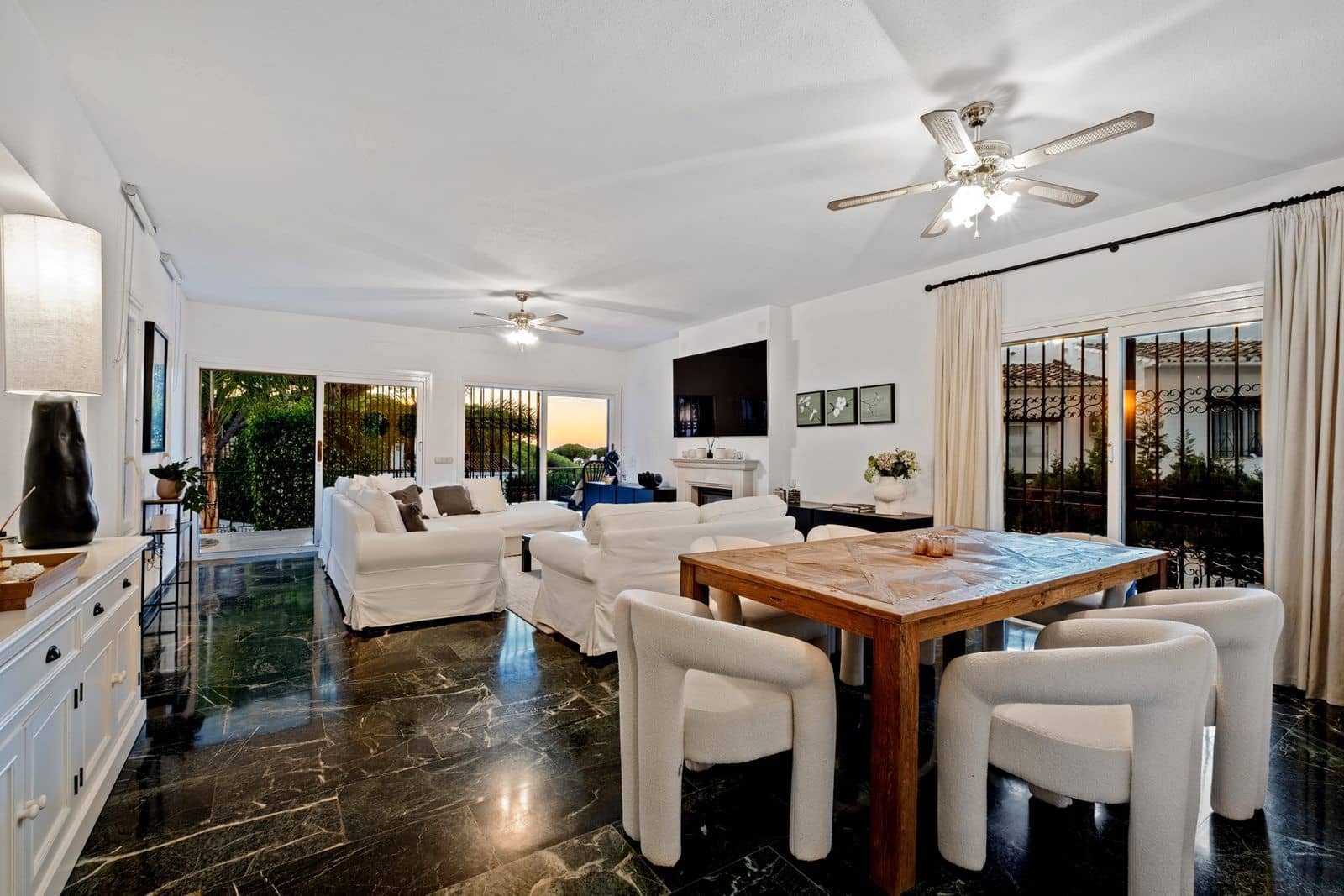 6 soveværelse Villa til salg i Calahonda - € 1.200.000 (Ref: 9448788)