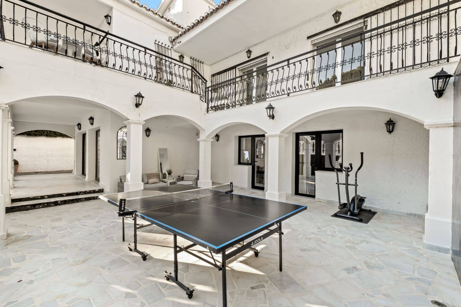 6 soveværelse Villa til salg i Calahonda - € 1.200.000 (Ref: 9448788)