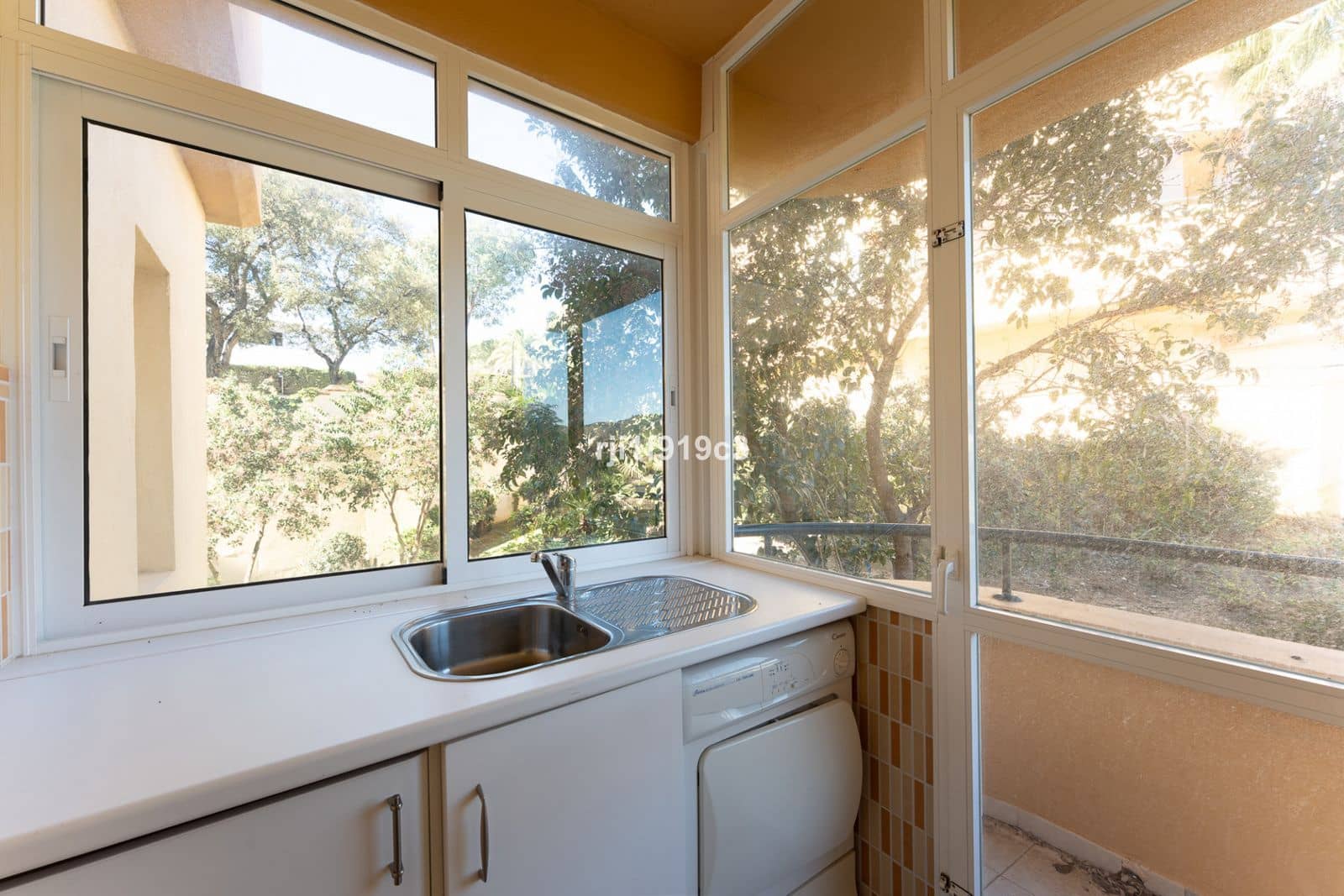 3 soveværelse Lejlighed til salg i Elviria - € 548.000 (Ref: 9448790)