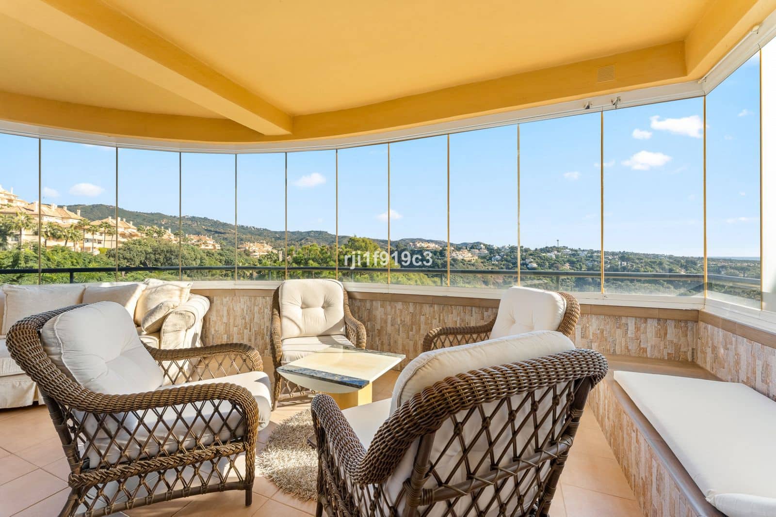 3 soveværelse Lejlighed til salg i Elviria - € 548.000 (Ref: 9448790)