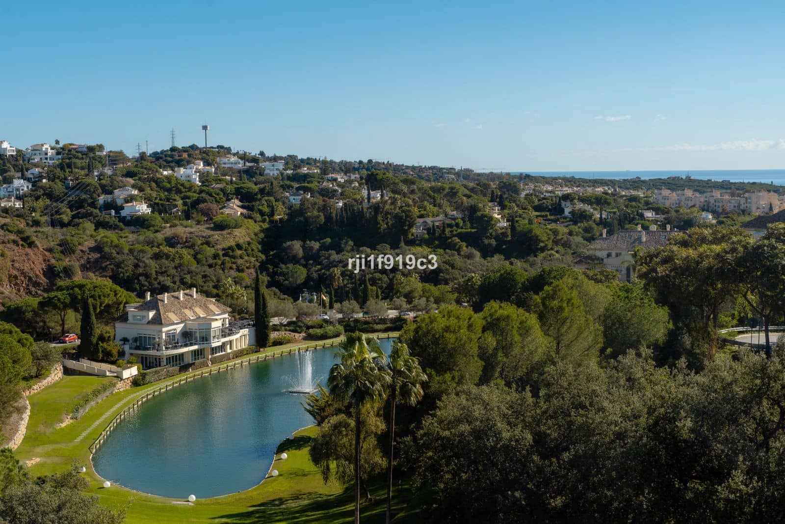 3 soveværelse Lejlighed til salg i Elviria - € 548.000 (Ref: 9448790)