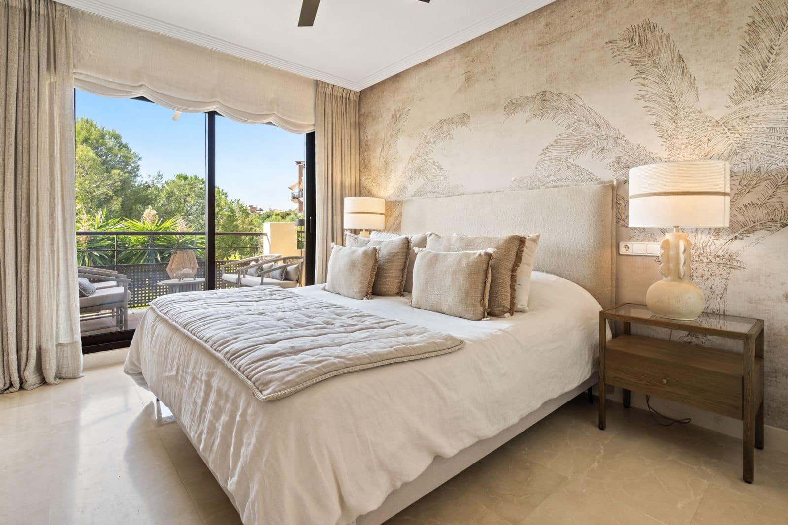 3 soverom Leilighet til salgs i Los Arqueros - € 595 000 (Ref: 9448798)