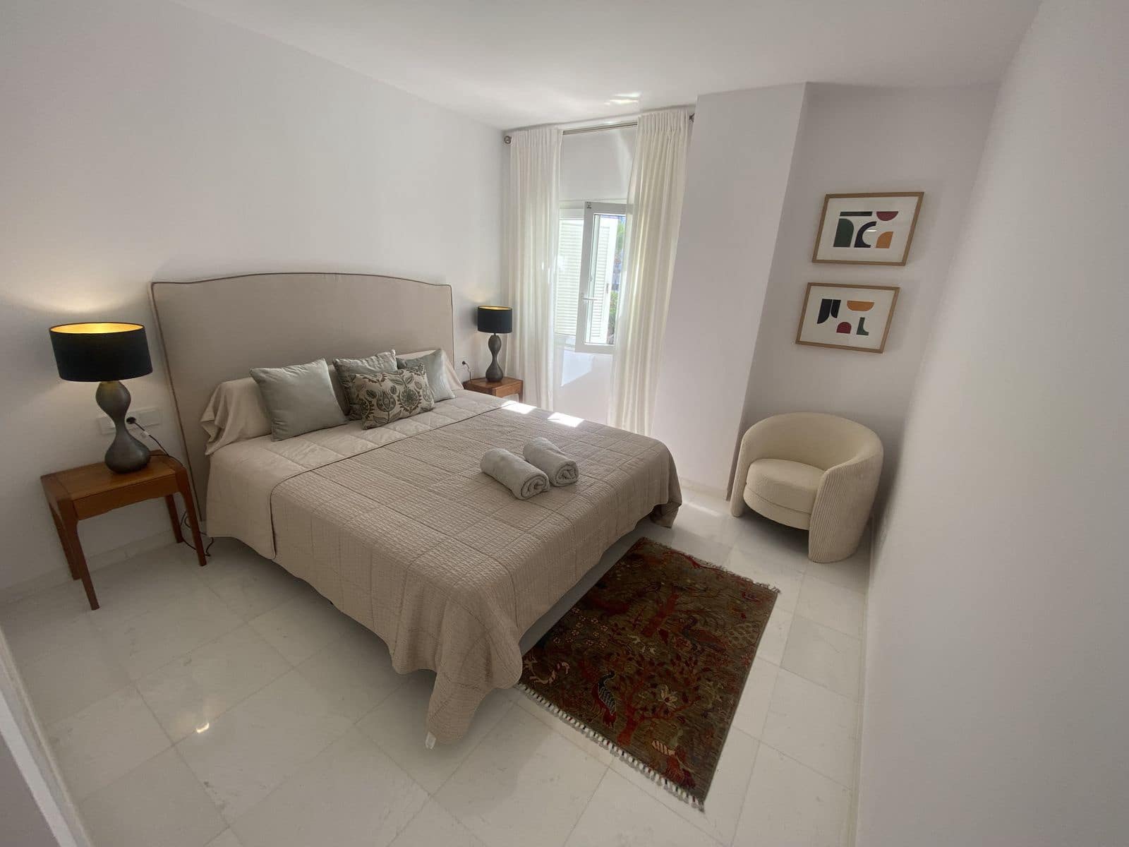 3 bedroom Apartment for sale in Puerto Banus - € 1,300,000 (Ref: 9448801)