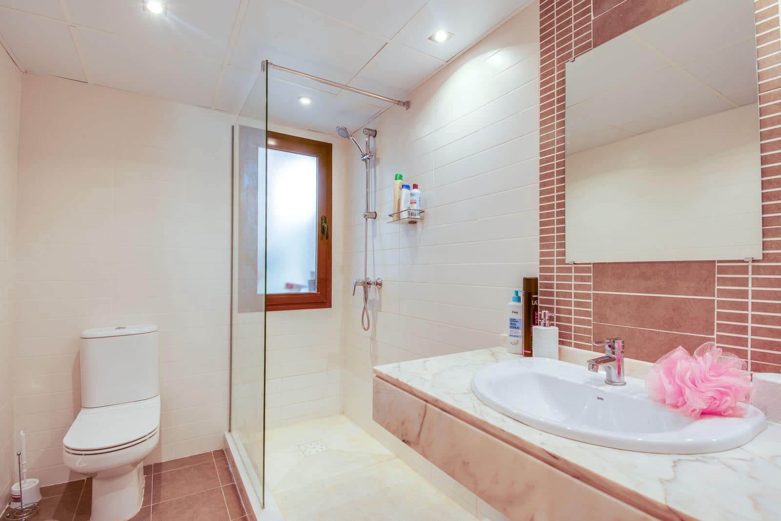 2 bedroom Apartment for sale in New Golden Mile - € 350,000 (Ref: 9448803)