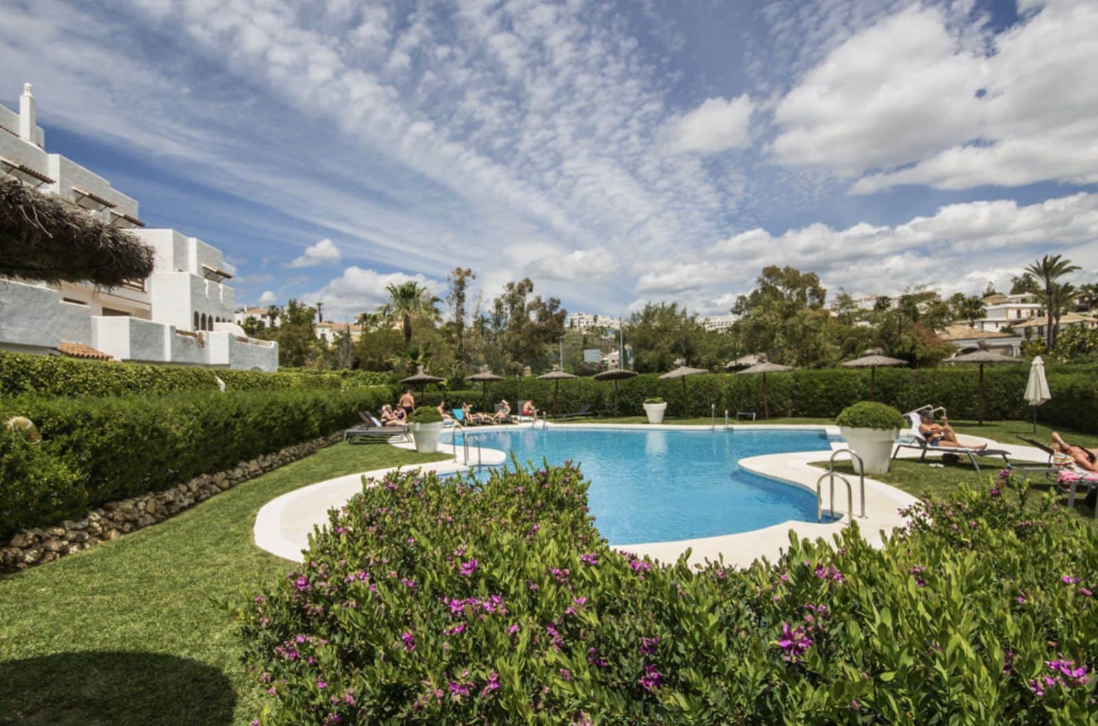 2 bedroom Apartment for sale in New Golden Mile - € 350,000 (Ref: 9448803)