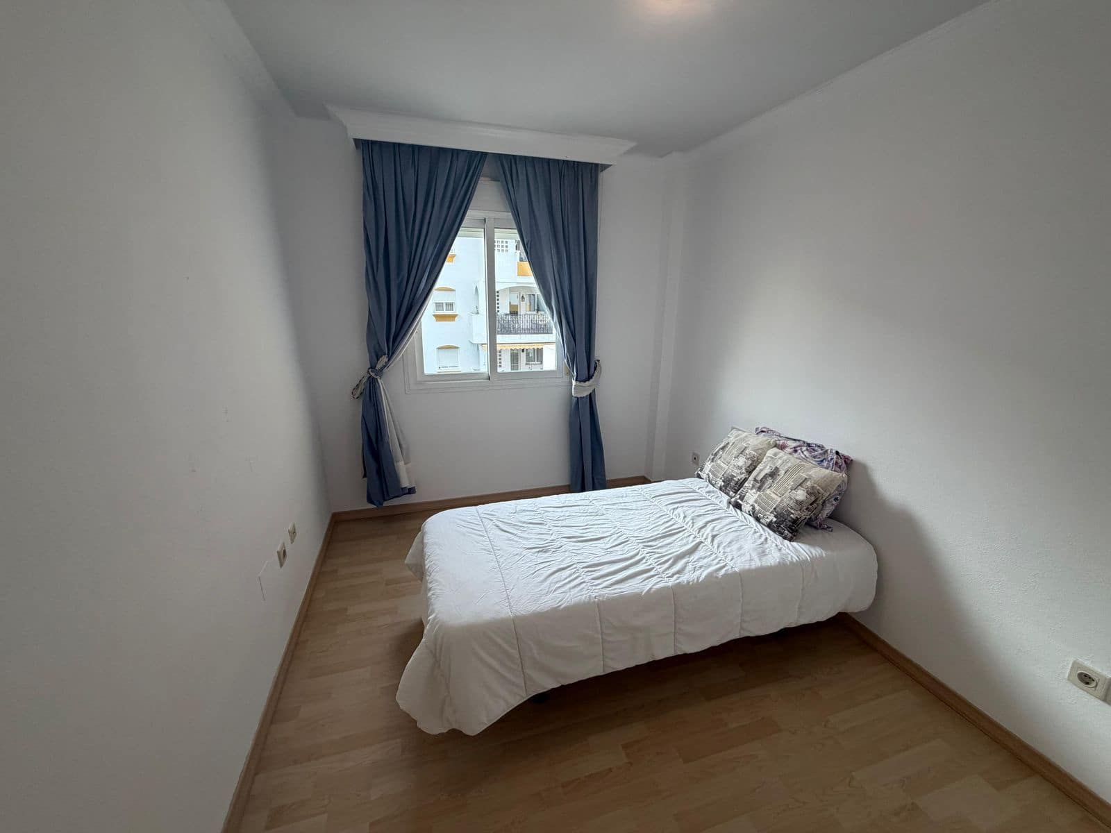 3 makuuhuone Huoneisto myytävänä paikassa Golden Mile - 630 000 € (Ref: 9448808)