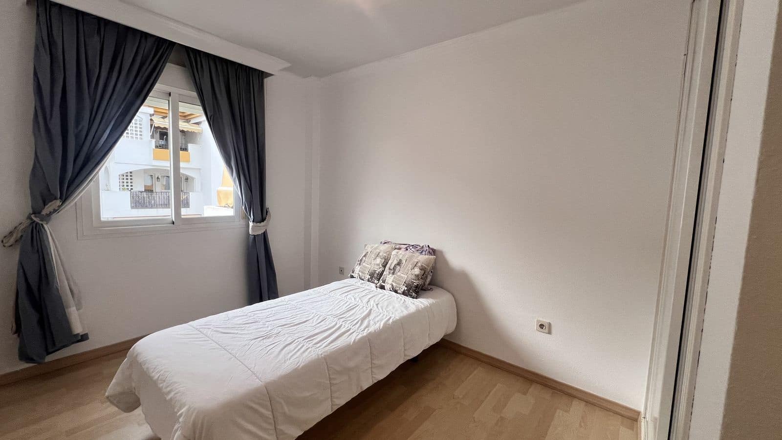 3 makuuhuone Huoneisto myytävänä paikassa Golden Mile - 630 000 € (Ref: 9448808)