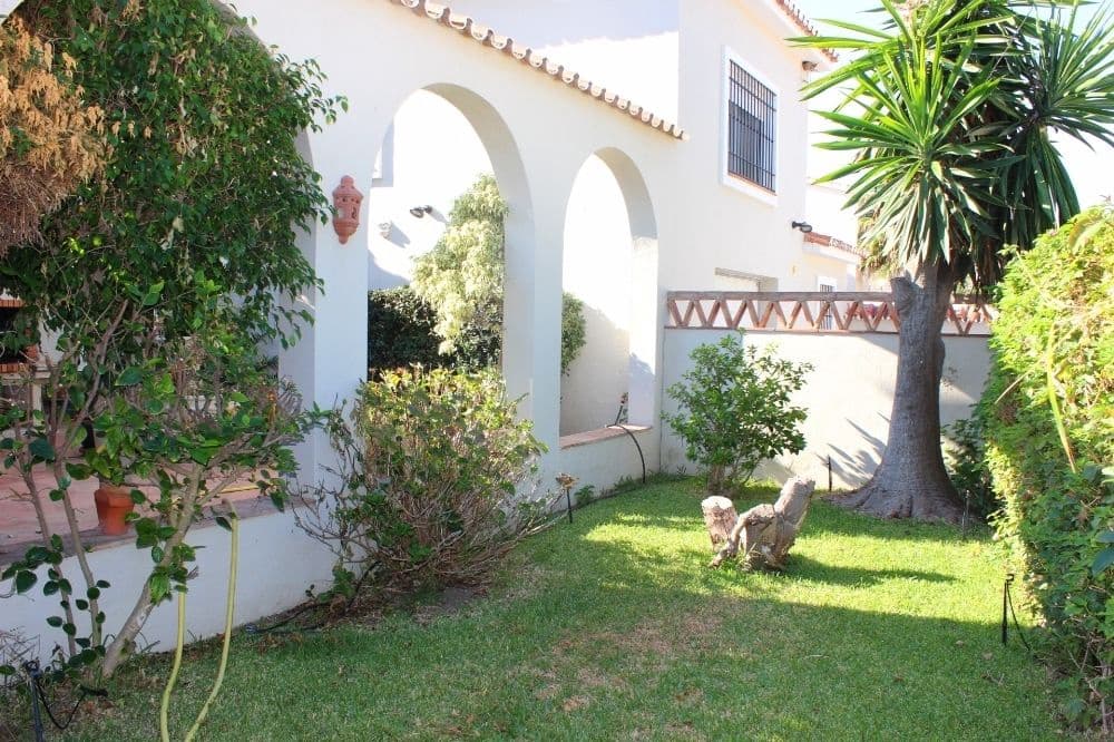 5 soverom Villa til salgs i Casares - € 1 100 000 (Ref: 9448809)