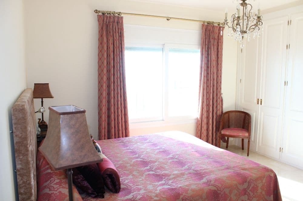 5 soverom Villa til salgs i Casares - € 1 100 000 (Ref: 9448809)