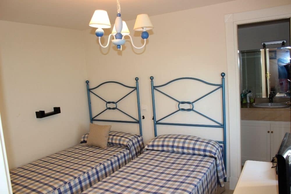 5 soverom Villa til salgs i Casares - € 1 100 000 (Ref: 9448809)