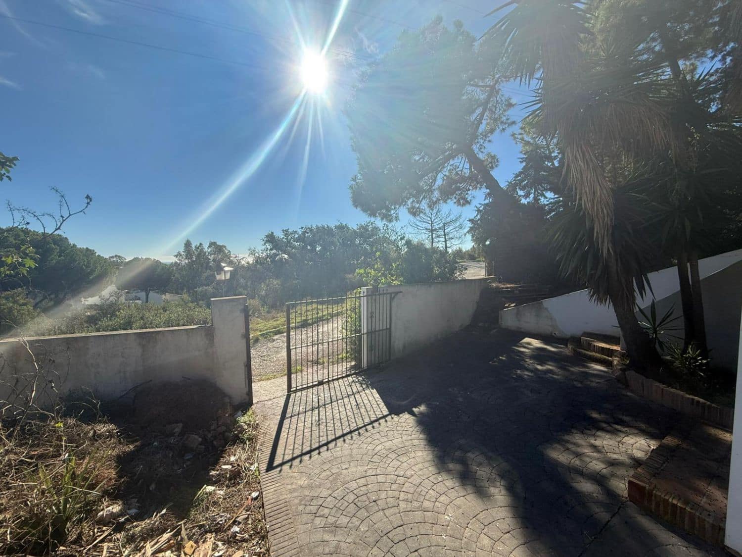 Casa de 3 habitaciones en Estepona en venta - 390.000 € (Ref: 9448818)