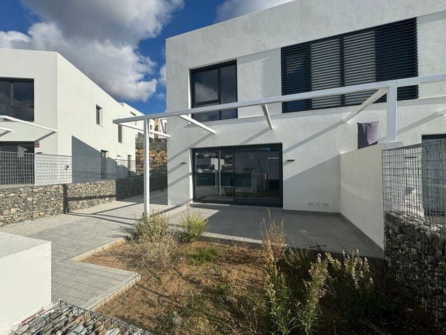 4 soveværelse Semi-Rækkehus til salg i Riviera del Sol, Mijas - € 650.000 (Ref: 9448820)