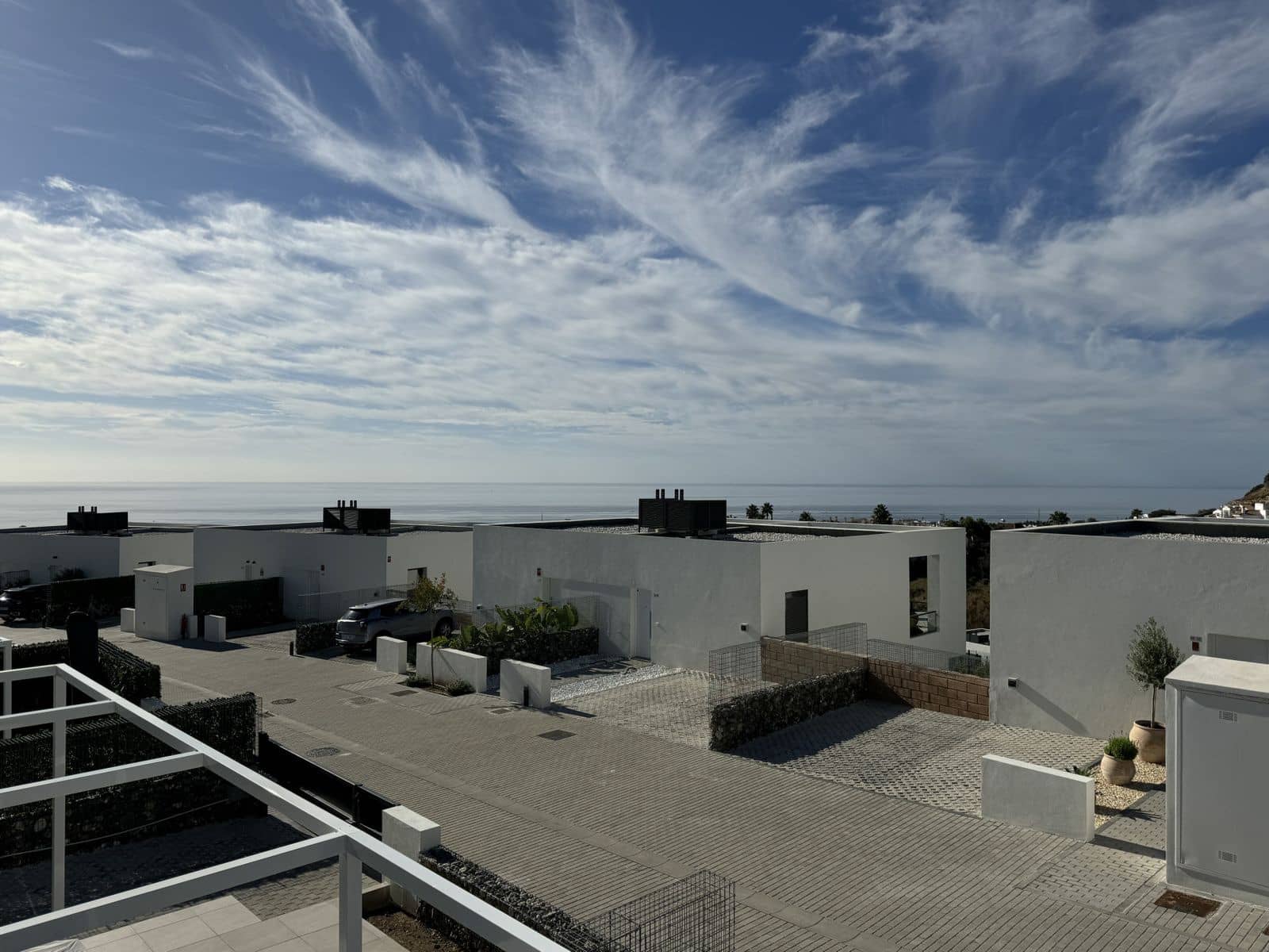 4 soveværelse Semi-Rækkehus til salg i Riviera del Sol - € 650.000 (Ref: 9448820)