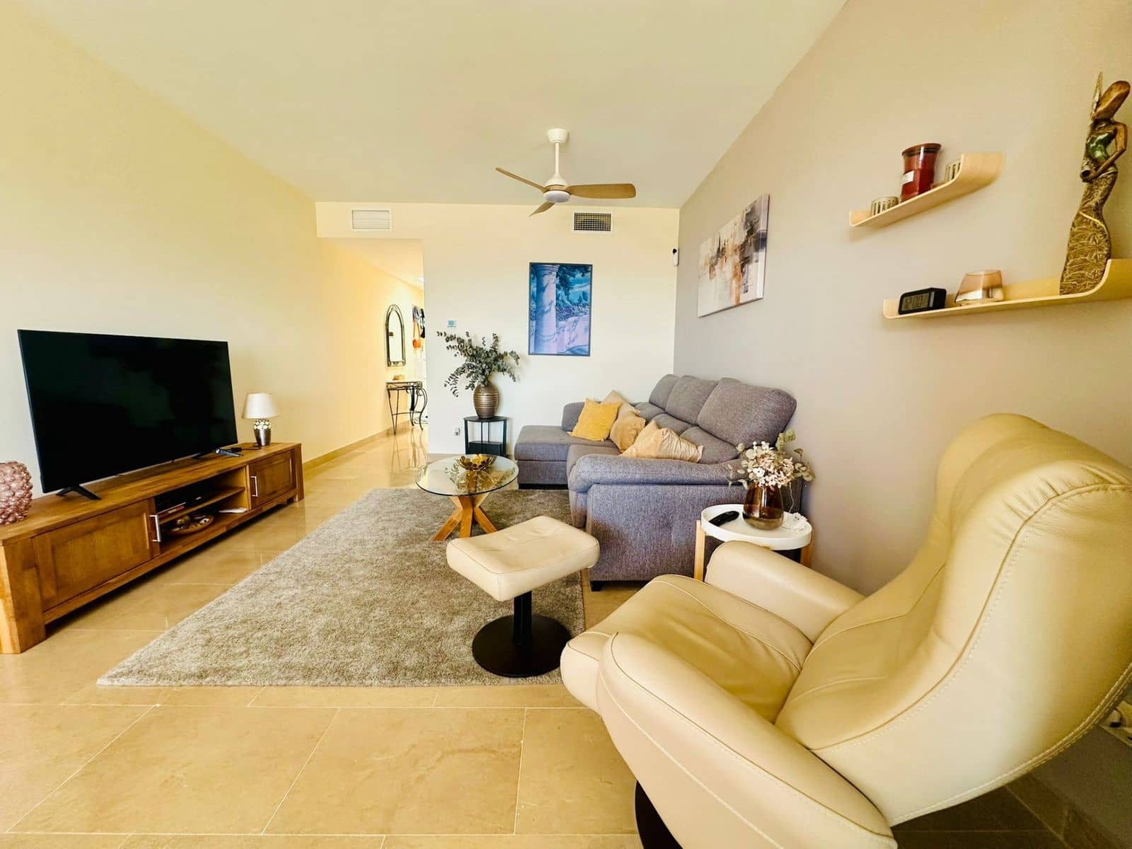 Ático de 2 habitaciones en La Duquesa / Puerto de la Duquesa en venta - 269.000 € (Ref: 9448823)