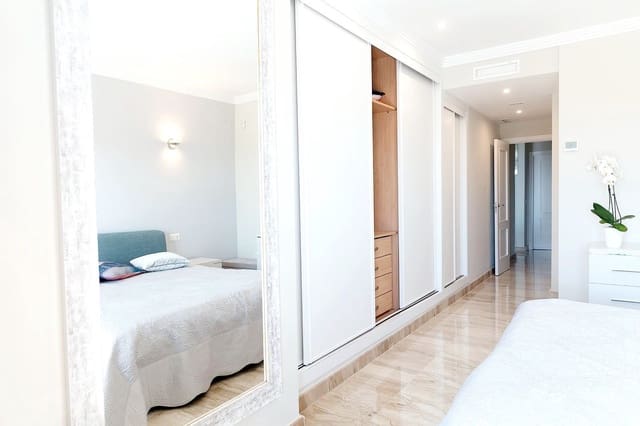 3 sovrum Takvåning till salu i New Golden Mile, Estepona - 799 000 € (Ref: 9449392)