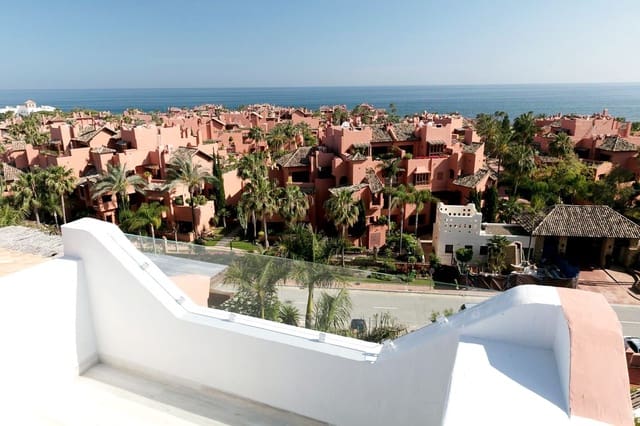 3 sovrum Takvåning till salu i New Golden Mile, Estepona - 799 000 € (Ref: 9449392)