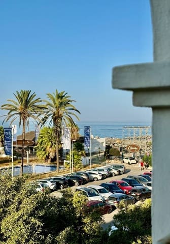 2 bedroom Apartment for sale in La Duquesa / Puerto de la Duquesa, Manilva - € 355,000 (Ref: 9455983)