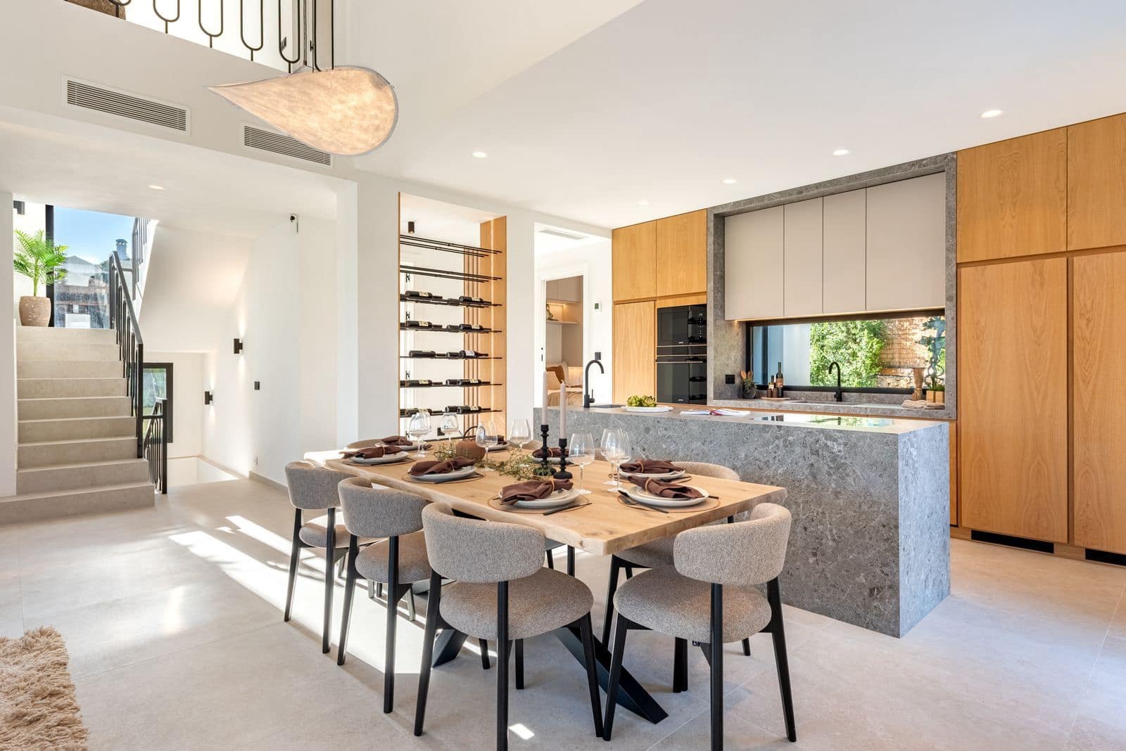 4 soveværelse Villa til salg i Nueva Andalucia - € 3.495.000 (Ref: 9455984)