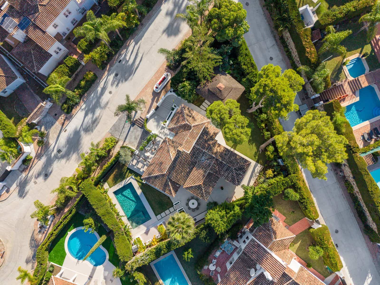 4 soveværelse Villa til salg i Nueva Andalucia - € 3.495.000 (Ref: 9455984)