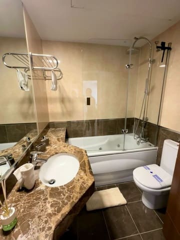 2 makuuhuone Kattohuoneisto myytävänä paikassa La Cala de Mijas, Mijas - 359 000 € (Ref: 9455985)