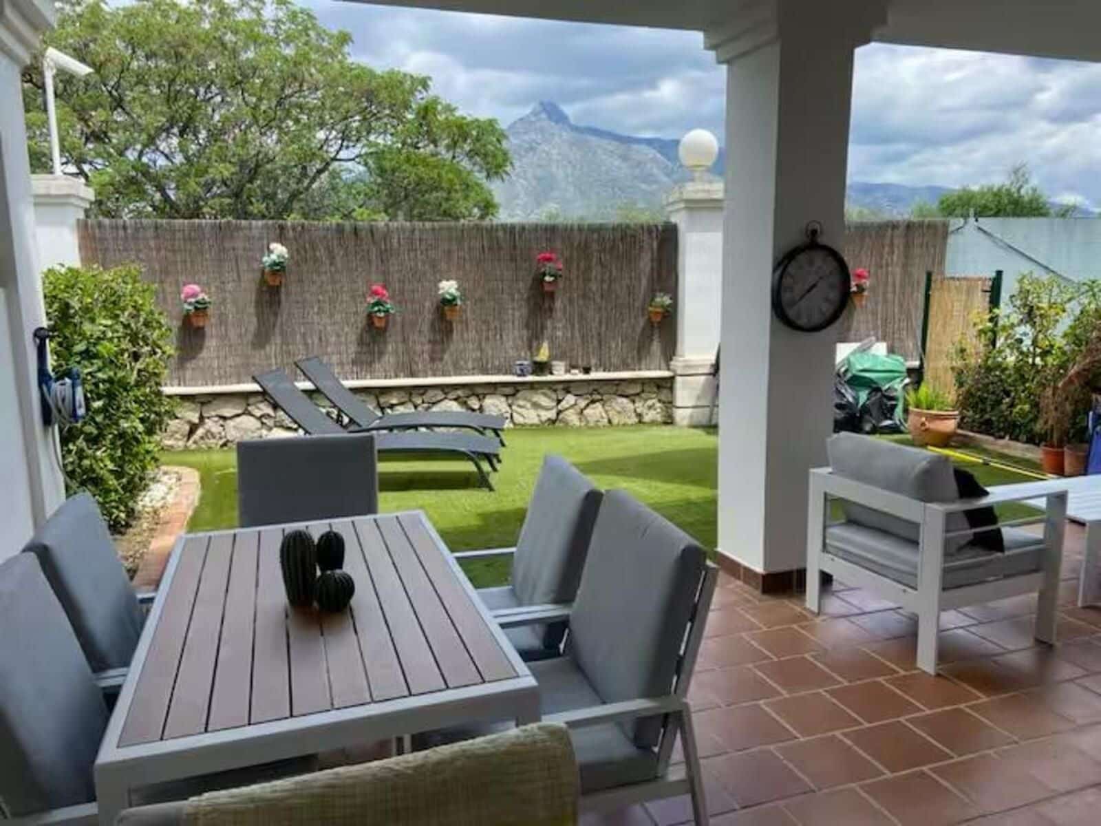 Apartamento de 2 habitaciones en Aloha Golf en venta - 445.000 € (Ref: 9455988)