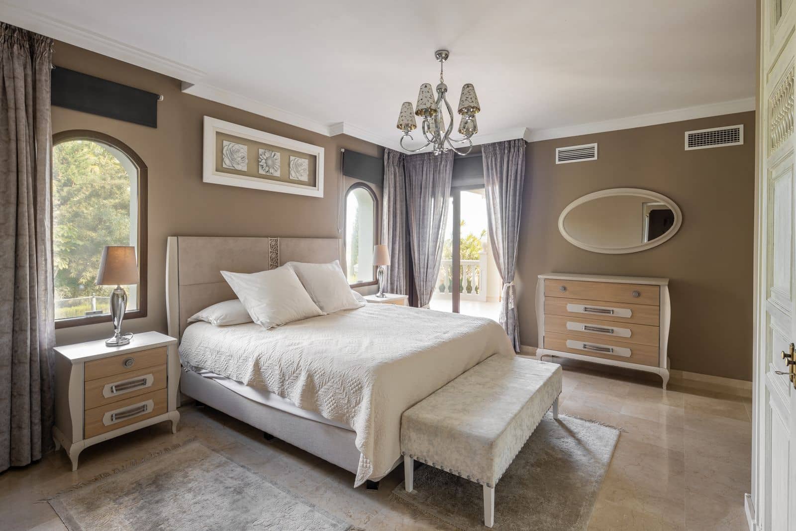 6 chambre Villa/Maison à vendre à Benahavis - 1 950 000 € (Ref: 9455990)