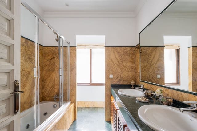 6 sypialnia Willa na sprzedaż w El Paraíso, Benahavís - 1 950 000 € (Ref: 9455990)