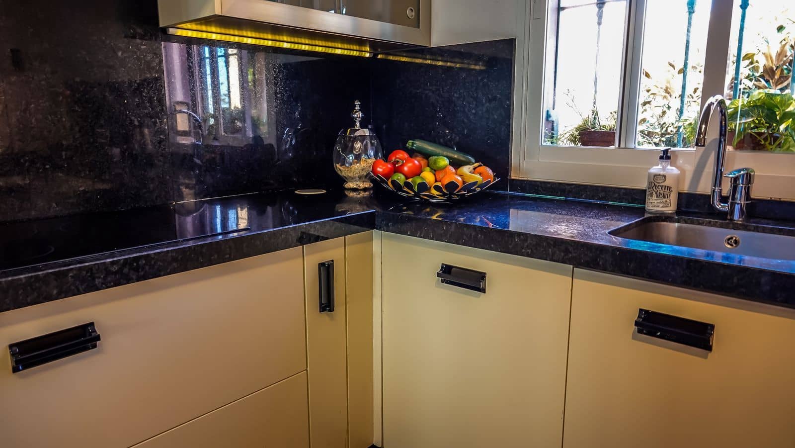 2 sovrum Takvåning till salu i Benahavis - 680 000 € (Ref: 9455994)