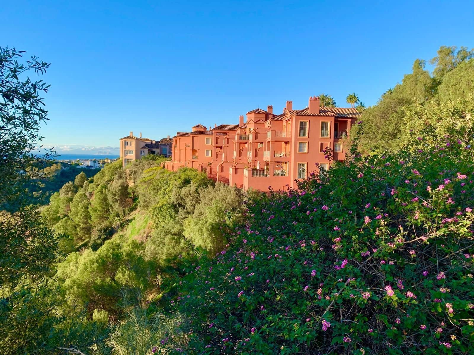 2 sovrum Takvåning till salu i Benahavis - 680 000 € (Ref: 9455994)