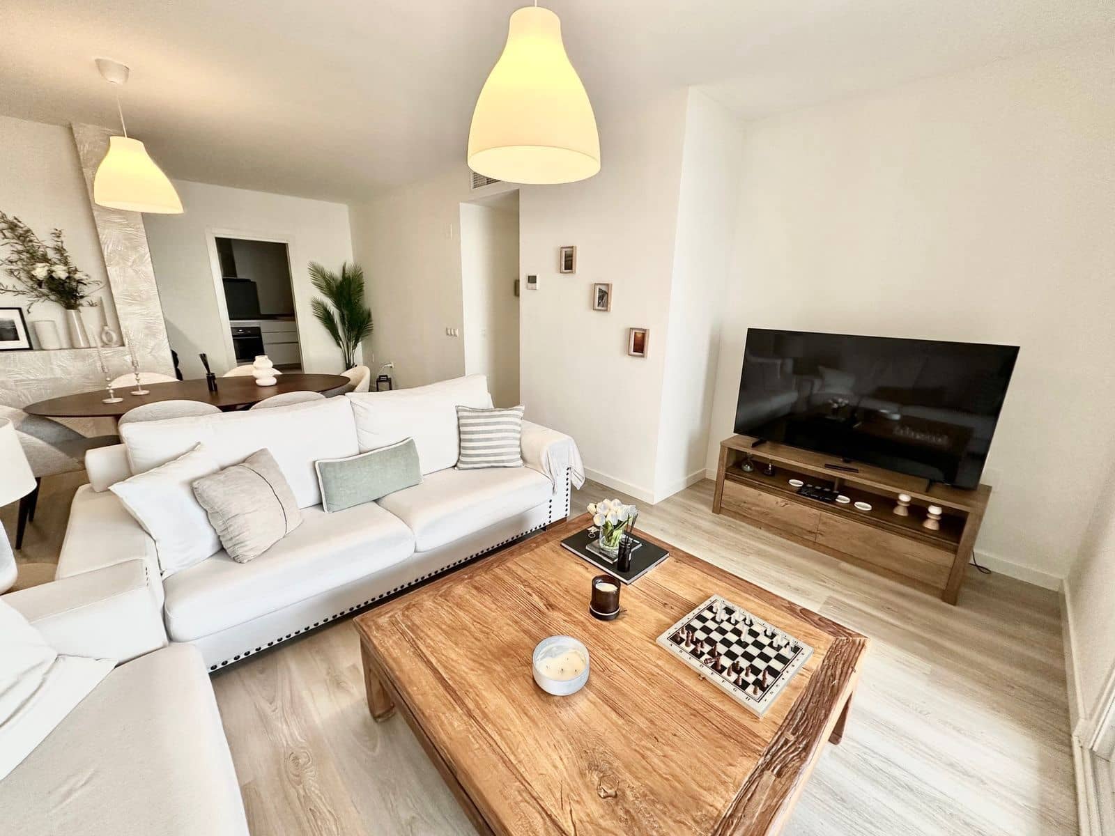 3 soveværelse Lejlighed til salg i Nueva Andalucia - € 420.000 (Ref: 9455997)