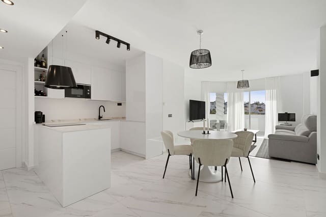 3 chambre Appartement à vendre à Calahonda, Mijas - 429 000 € (Ref: 9456000)