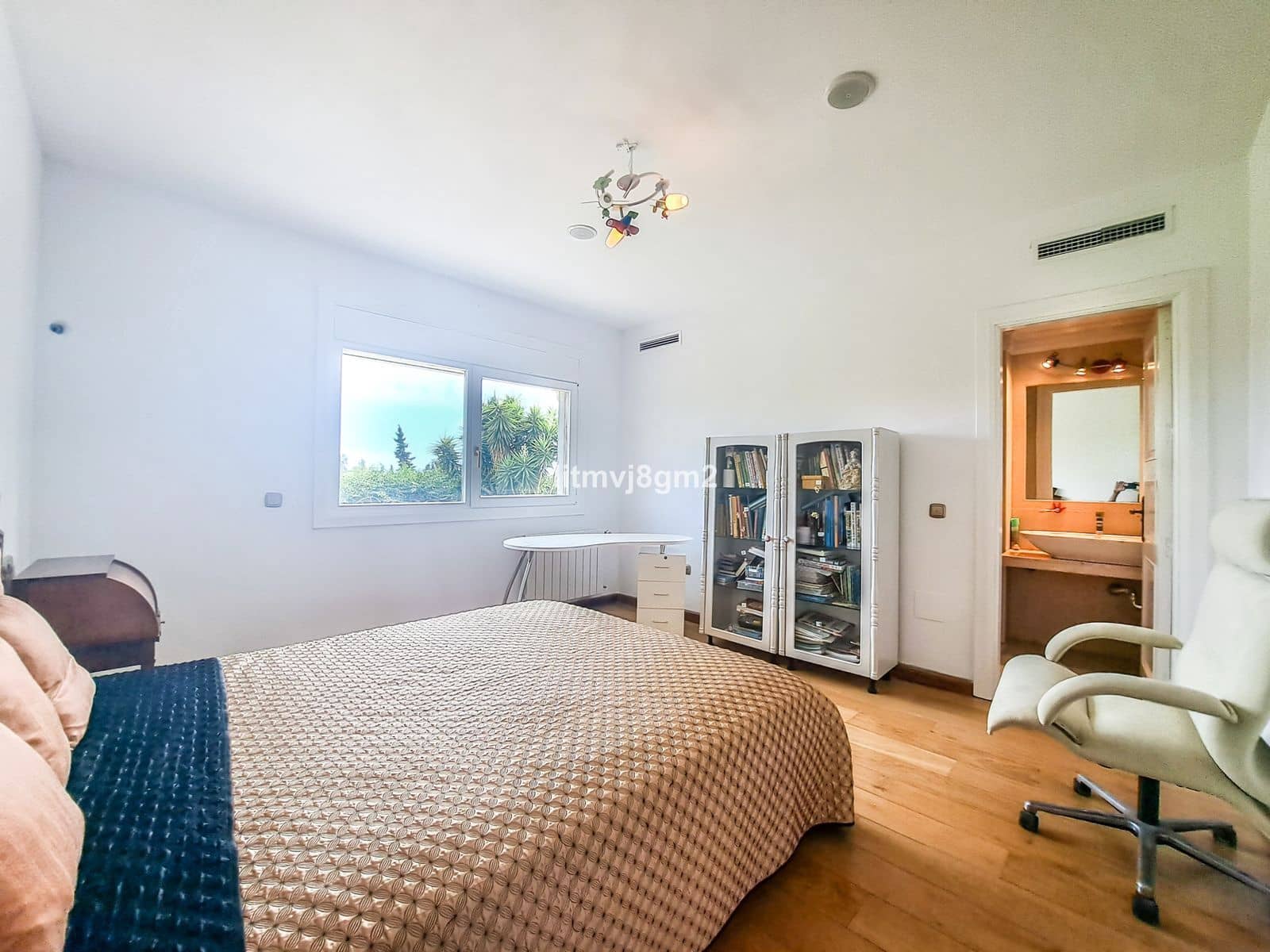 5 slaapkamer Villa te koop in Benahavis - € 1.900.000 (Ref: 9456002)