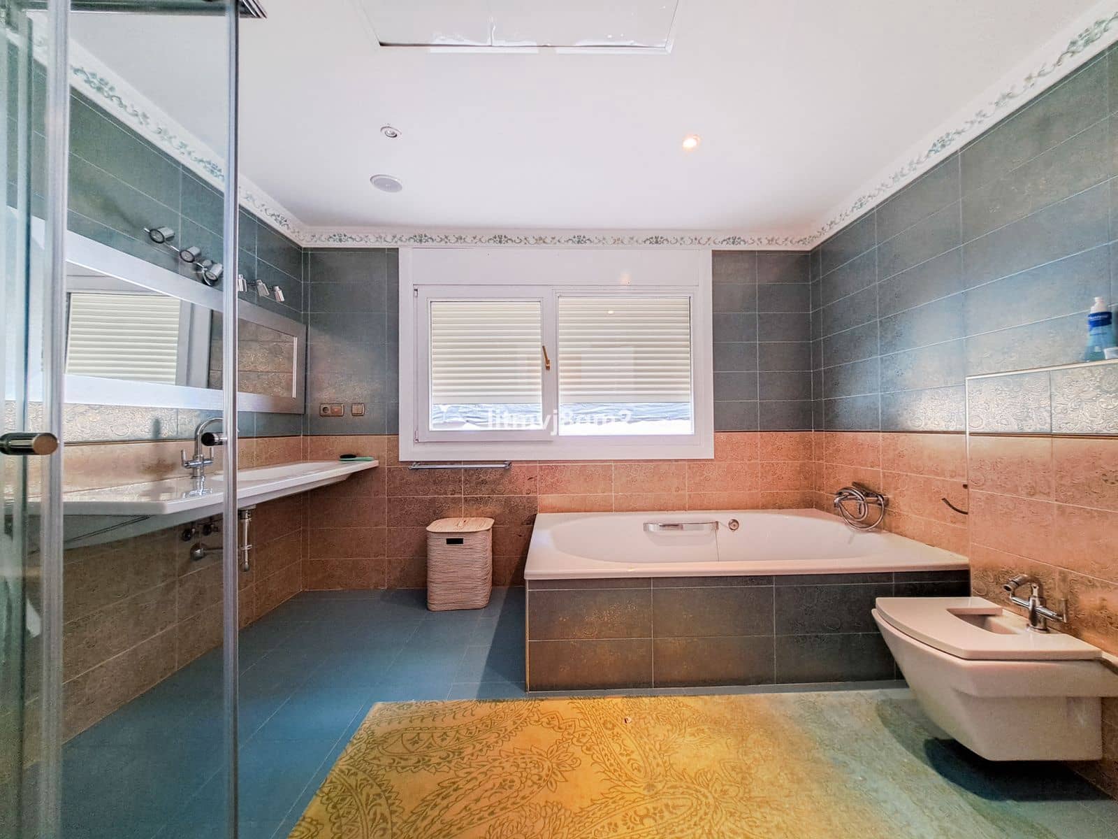 5 slaapkamer Villa te koop in Benahavis - € 1.900.000 (Ref: 9456002)