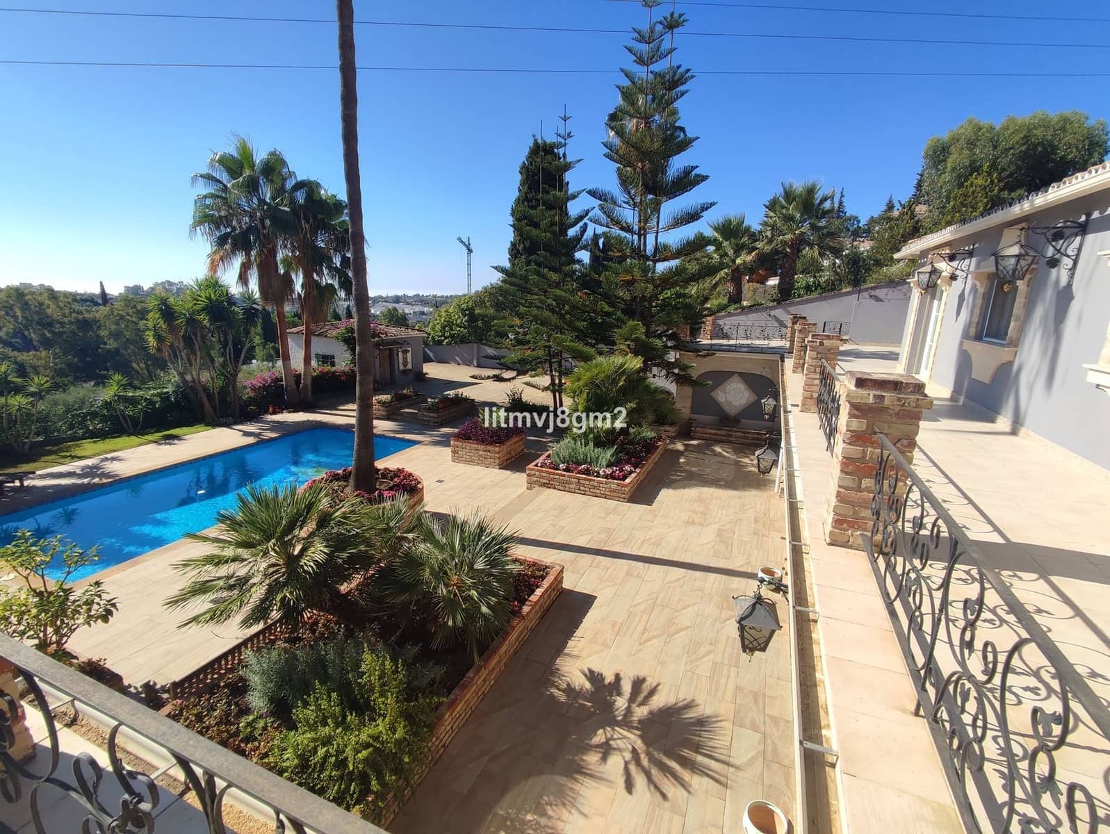 5 slaapkamer Villa te koop in Benahavis - € 1.900.000 (Ref: 9456002)