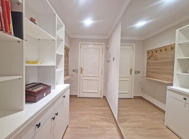 Apartamento de 3 habitaciones en Calahonda, Mijas en venta - 395.000 € (Ref: 9456005)