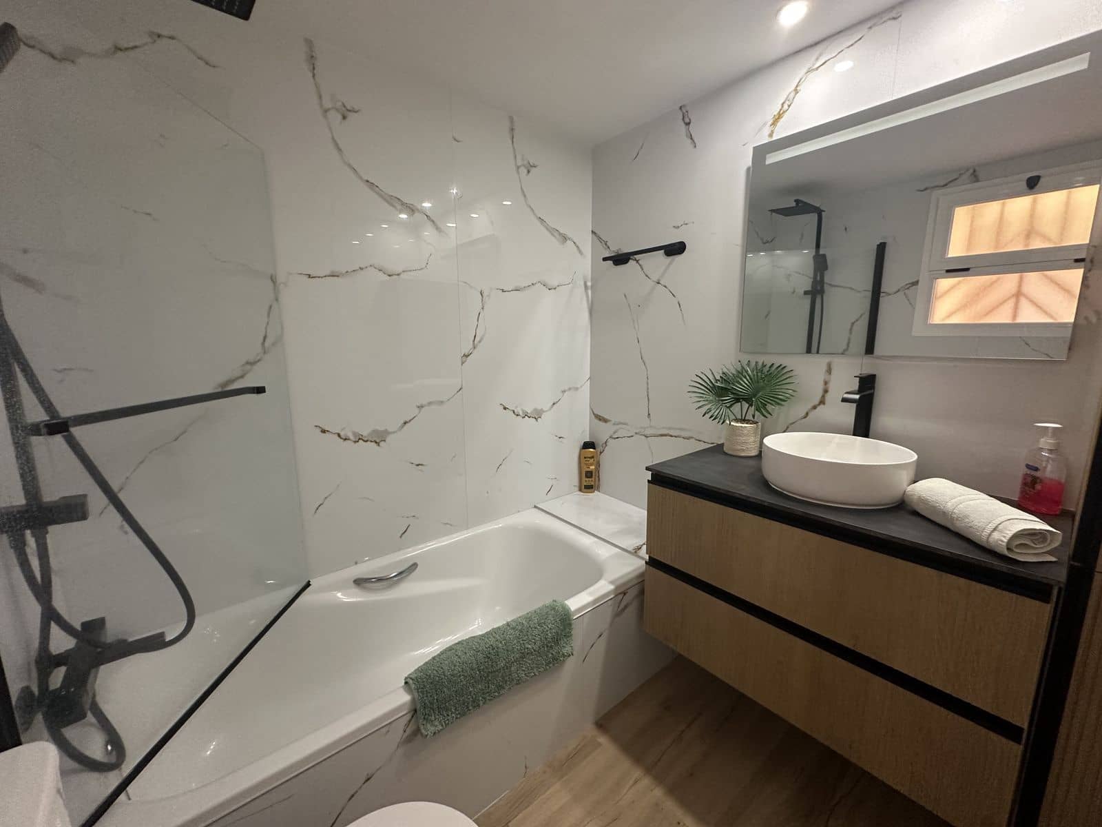 2 Zimmer Apartment zu verkaufen in Calahonda - 315.000 € (Ref: 9456008)