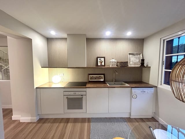 4 bedroom Semi-detached Villa for sale in Atalaya-Isdabe, Estepona - € 690,000 (Ref: 9456011)