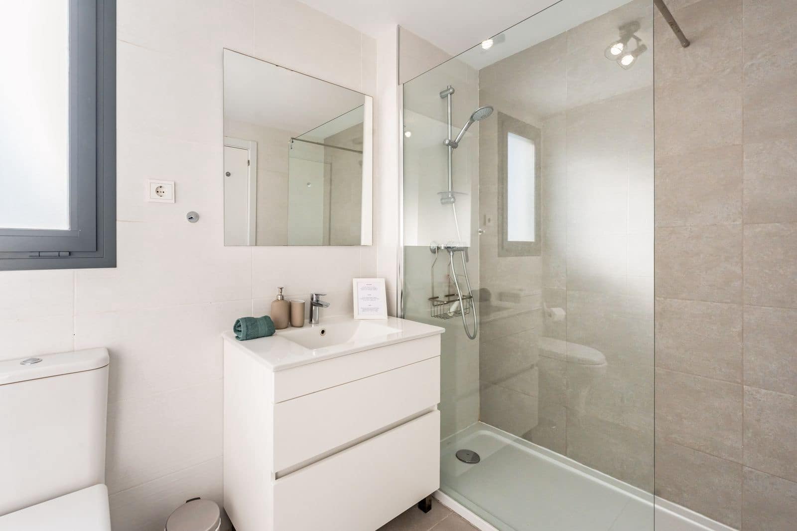 3 soveværelse Lejlighed til salg i La Cala Golf - € 395.000 (Ref: 9456012)