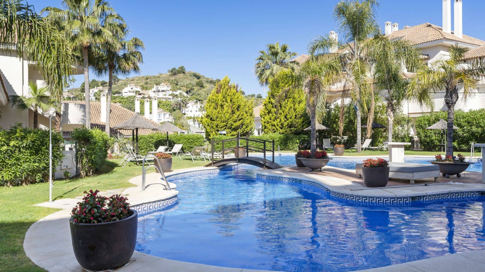 Apartamento de 2 habitaciones en Nueva Andalucia en venta - 575.000 € (Ref: 9456014)